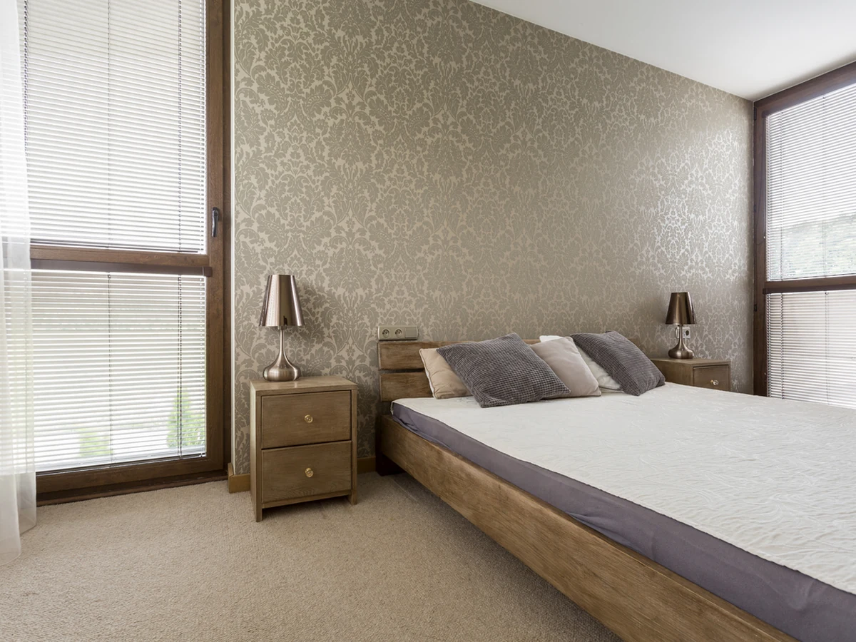 bedroom-painting-stylish-bedroom-gold-lincoln-decorators Bedroom painting in Dunholme, stylish gold finish by Lincoln Decorators
