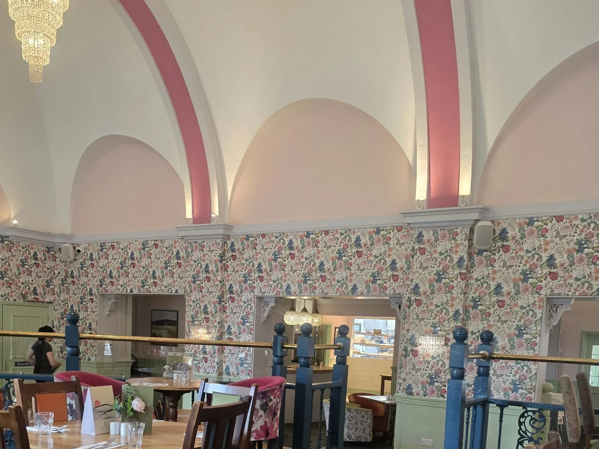 Finished restaurant interior decorating in Lincoln by Lincoln Decorators